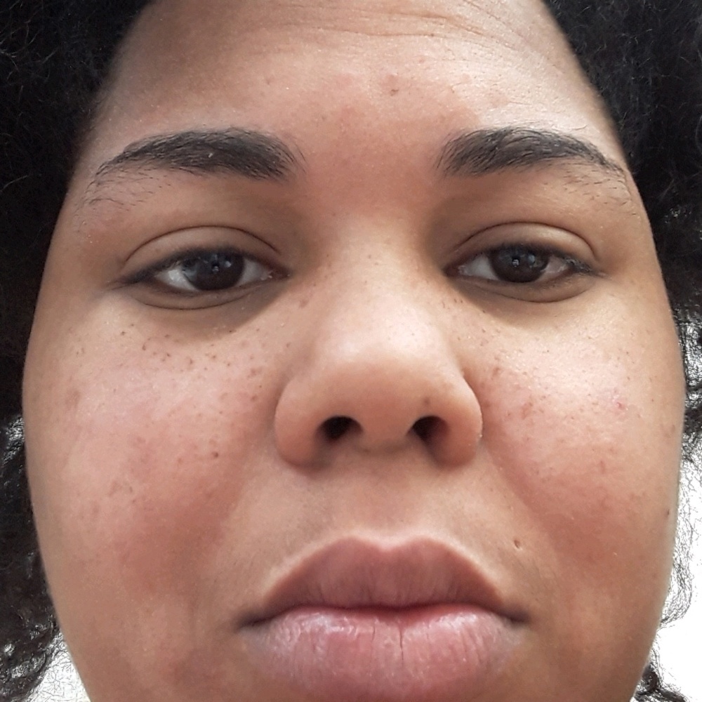 Meet your Posher, Simone